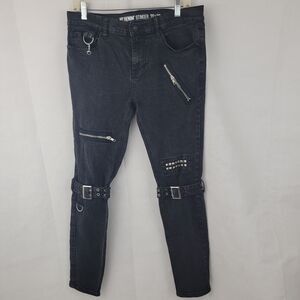 HOT TOPIC HT Denim Mens Jeans Sz 32x28 Stinger FADED BLACK Chain Strap Grunge